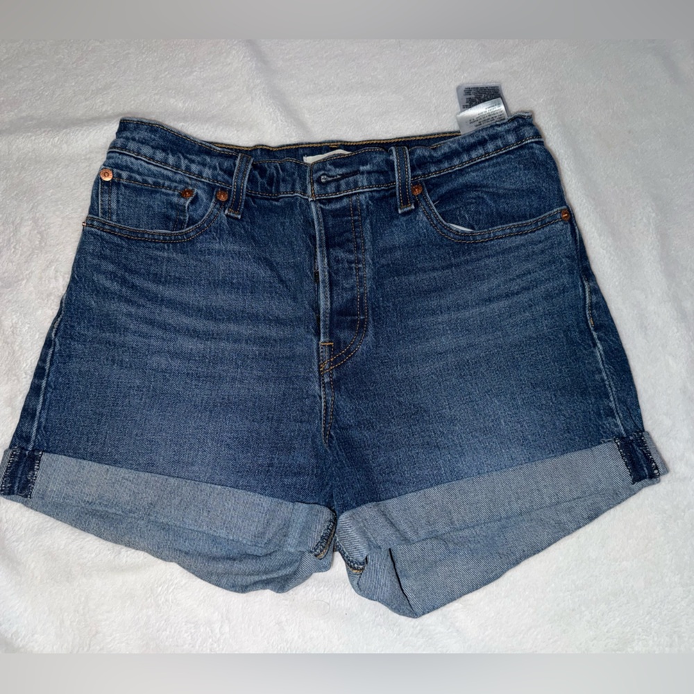 Levi's Women's Wedgie Shorts